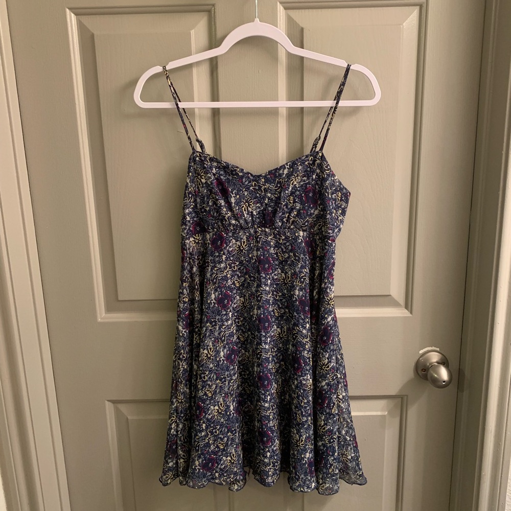 🛍Urban Outfitters Pins & Needles Floral Dress - Picture 1 of 7